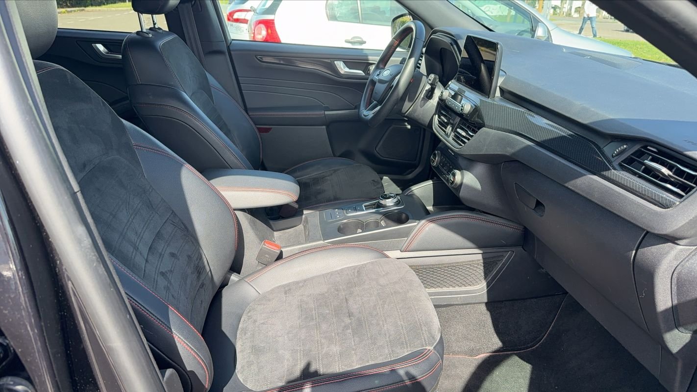 Ford Kuga - Photo 25