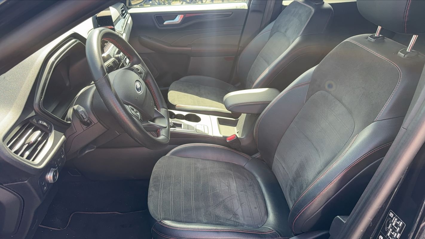 Ford Kuga - Photo 26