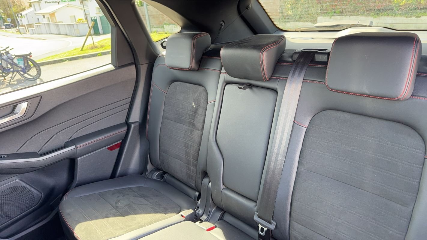 Ford Kuga - Photo 9