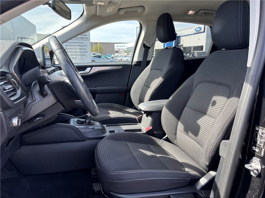 Ford Kuga - Photo 15