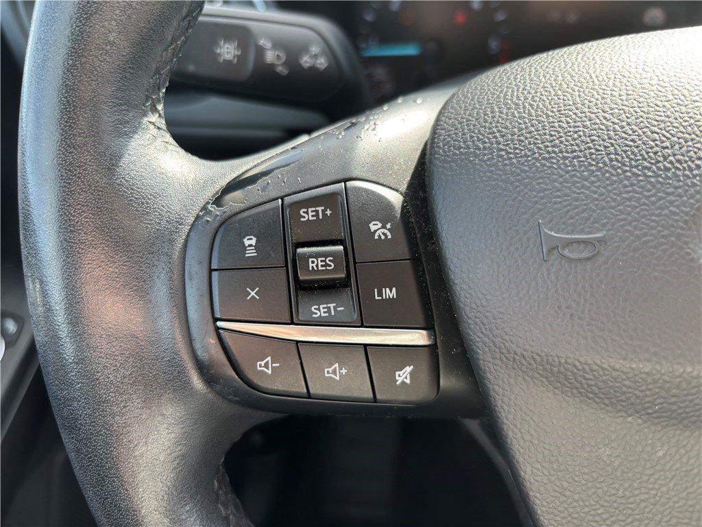 Ford Kuga - Photo 16