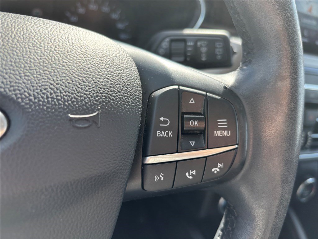 Ford Kuga - Photo 17