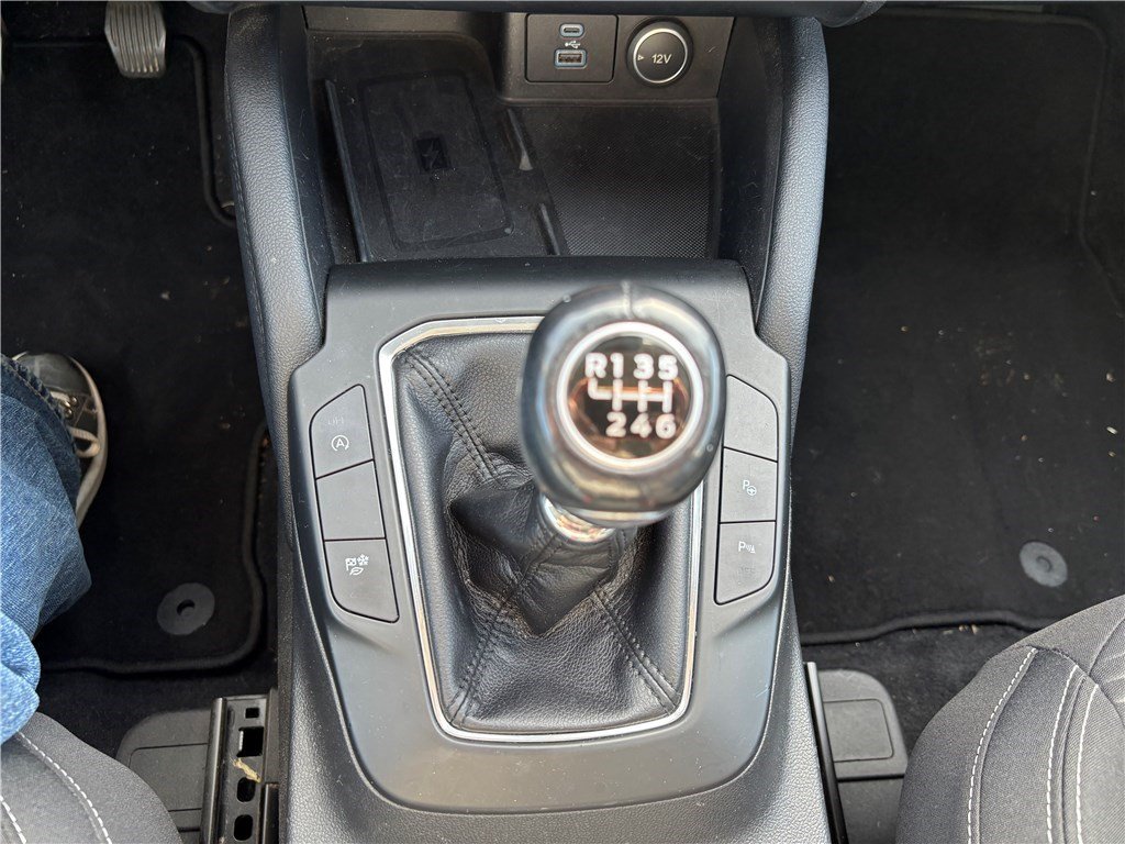 Ford Kuga - Photo 25