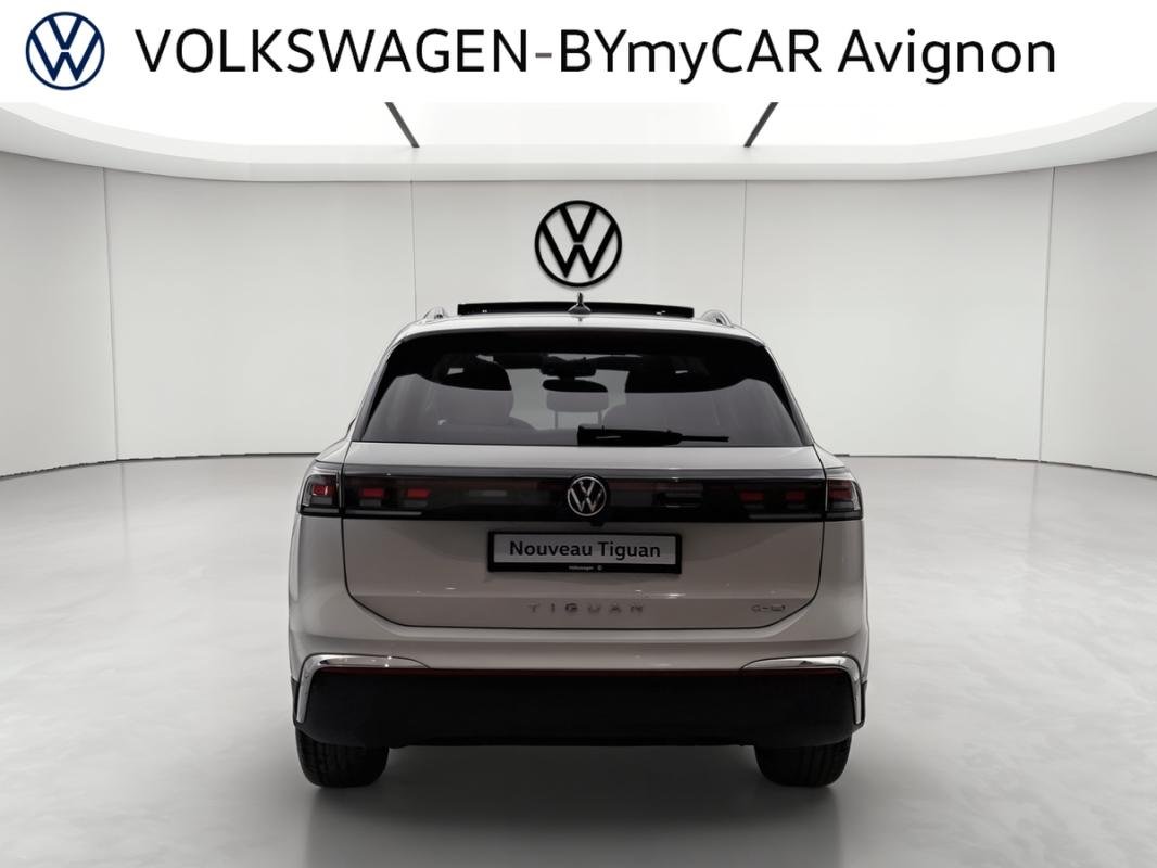 Volkswagen Tiguan - Photo 4