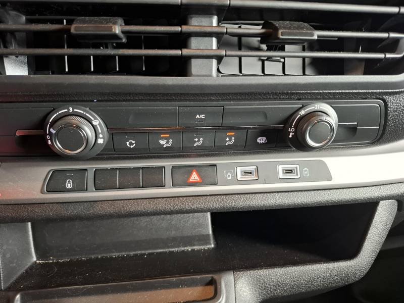 Peugeot Expert - Photo 29