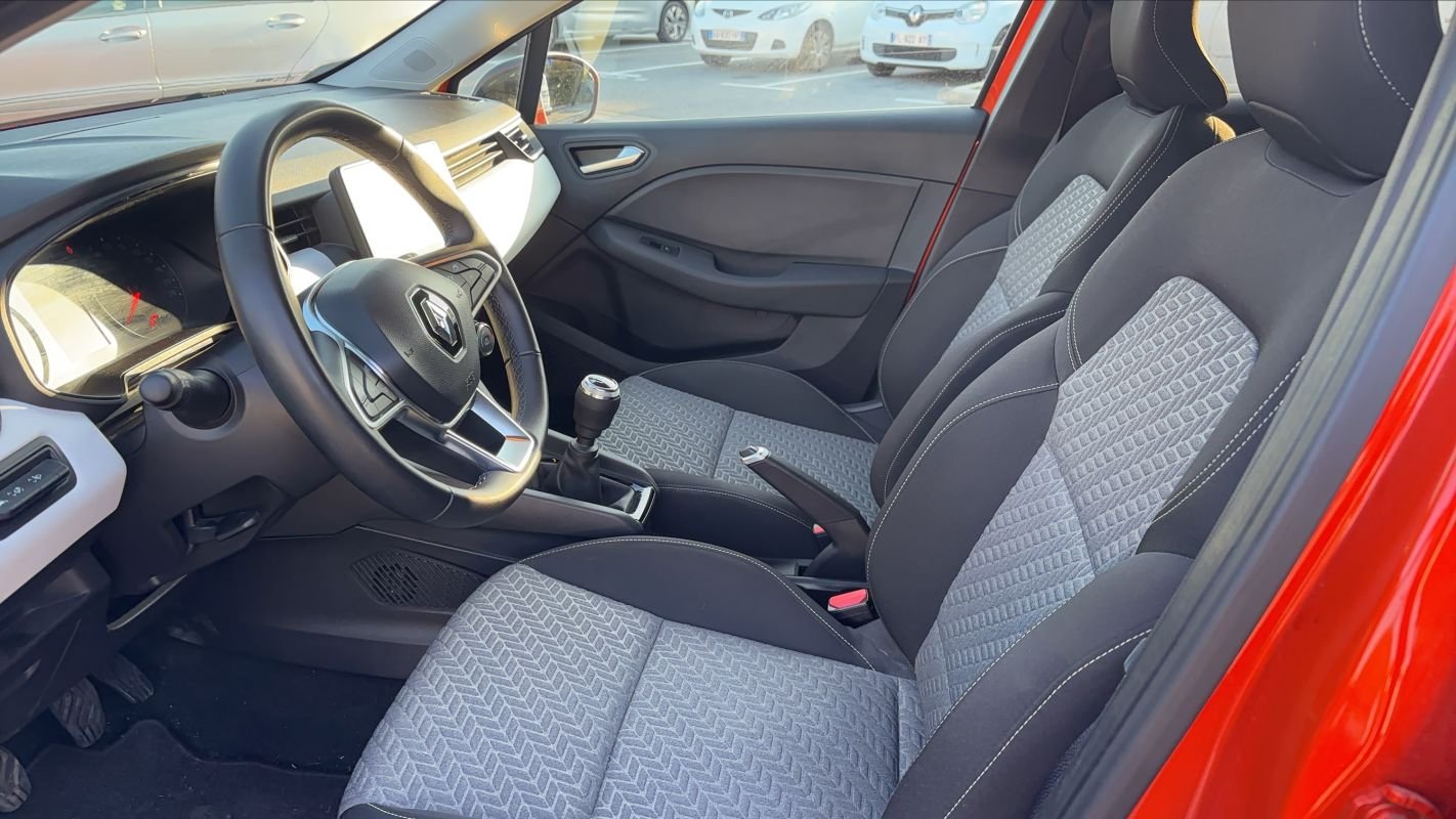 Renault Clio - Photo 25