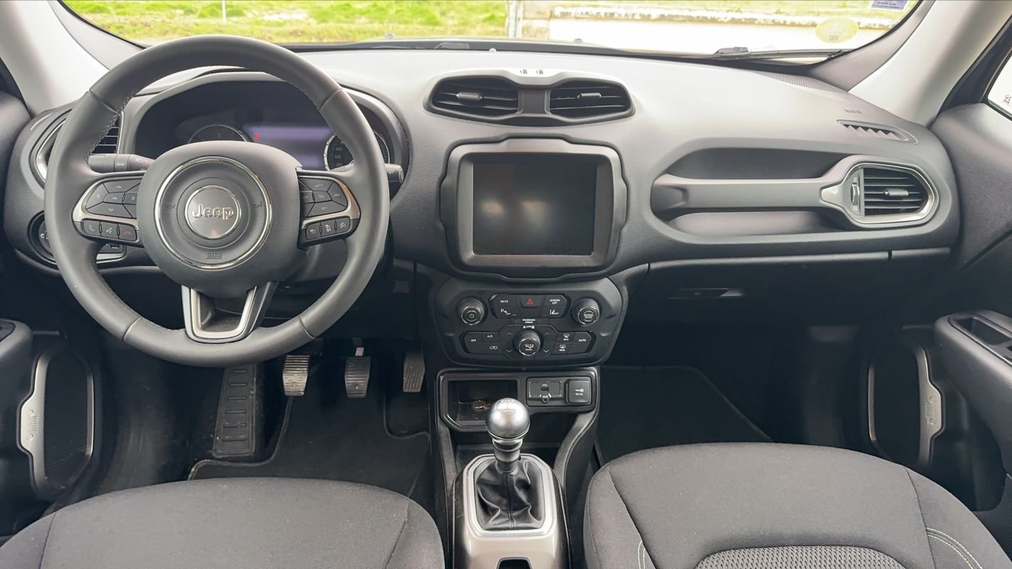 Jeep Renegade - Photo 11