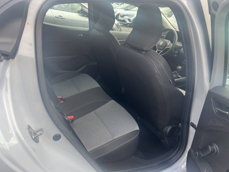Renault Clio - Photo 16