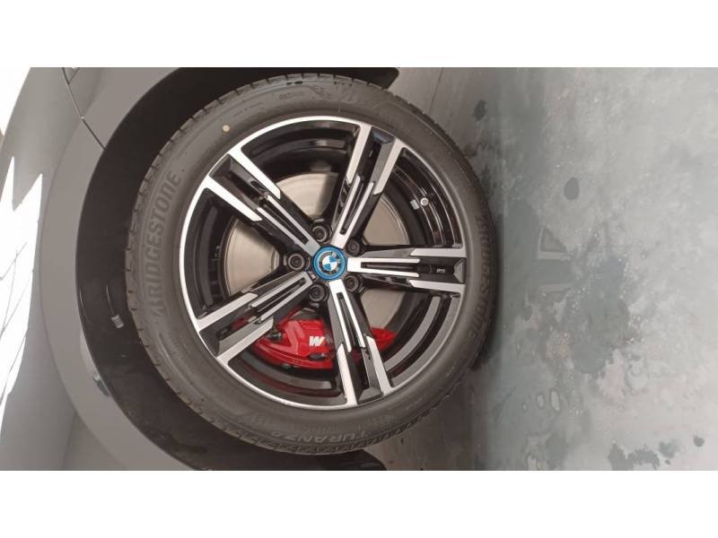 BMW Série 3 - Photo 28