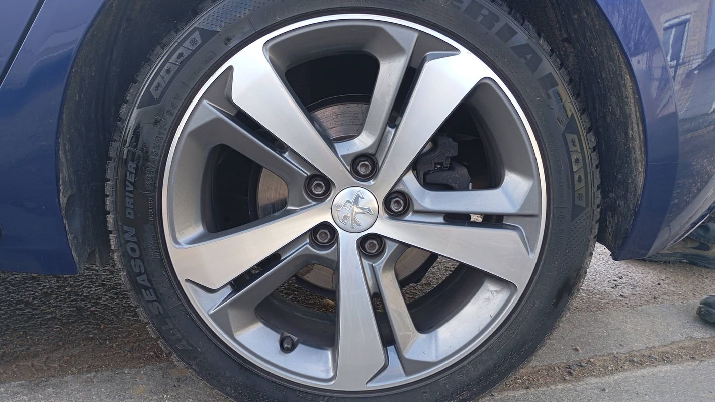 Peugeot 308 - Photo 19