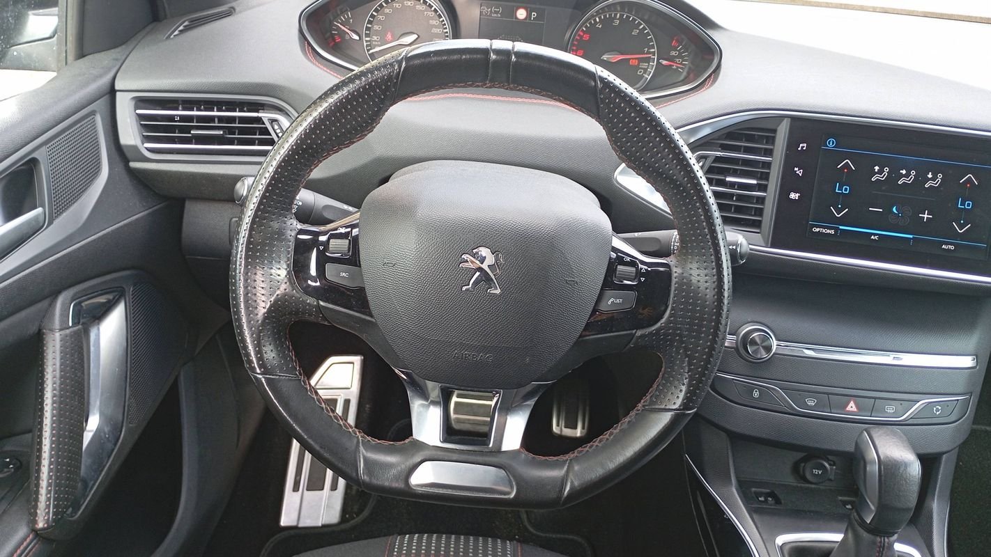 Peugeot 308 - Photo 23