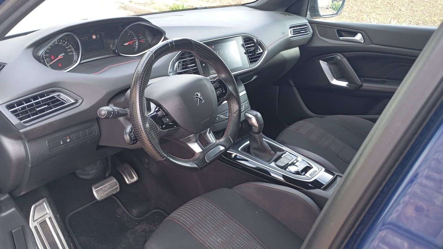 Peugeot 308 - Photo 8