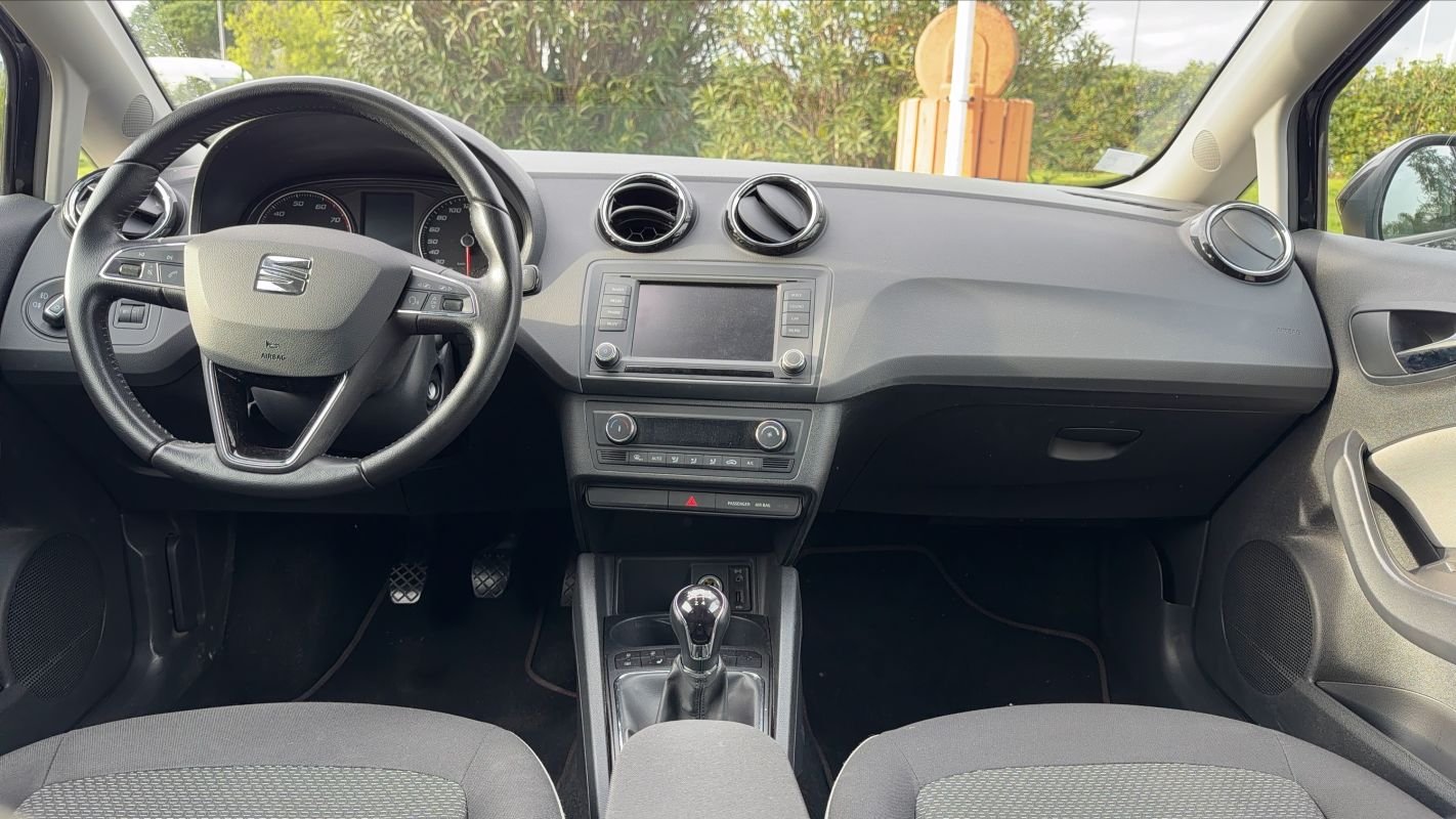 Seat Ibiza - Photo 11