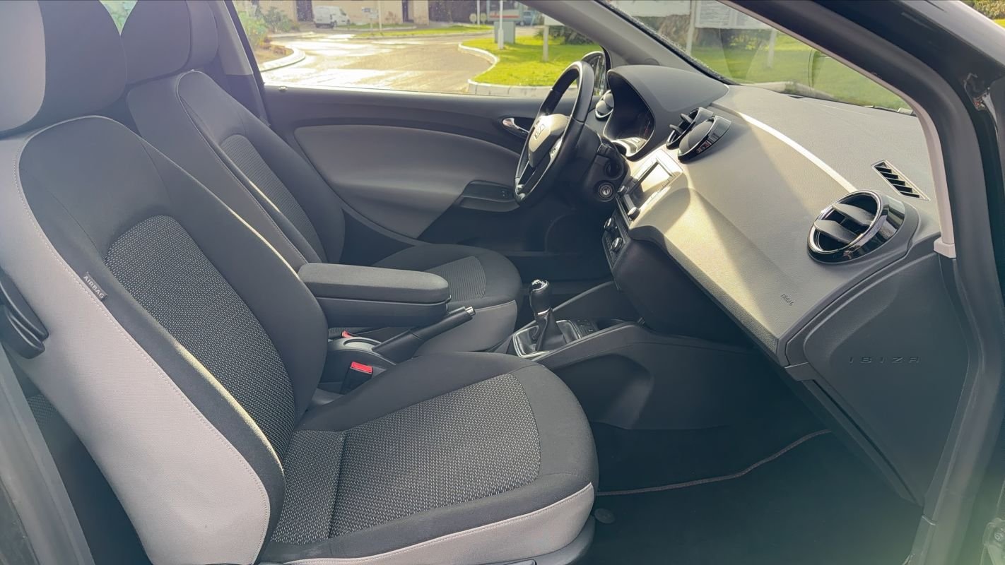 Seat Ibiza - Photo 26