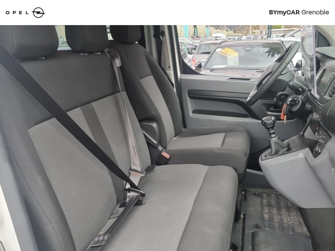 Opel Vivaro - Photo 22
