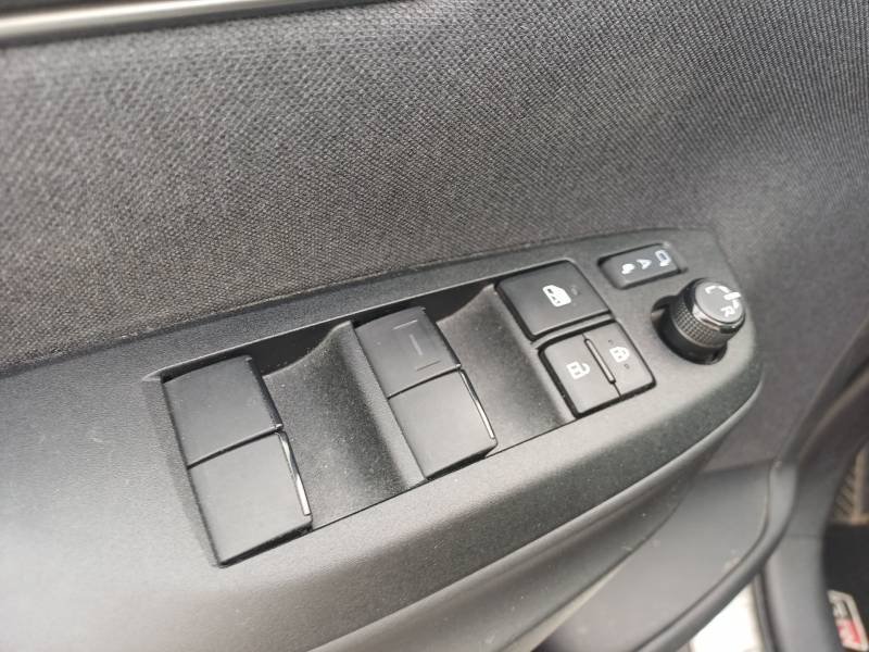 Toyota Yaris - Photo 23