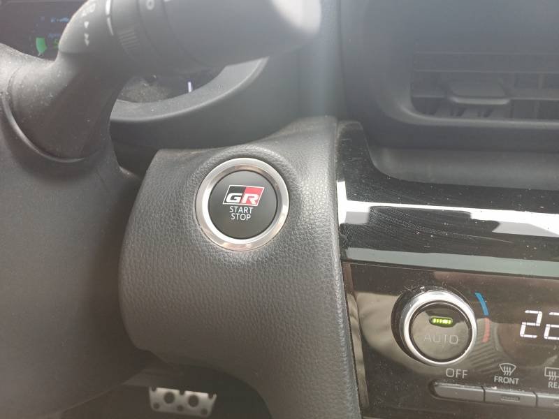 Toyota Yaris - Photo 35