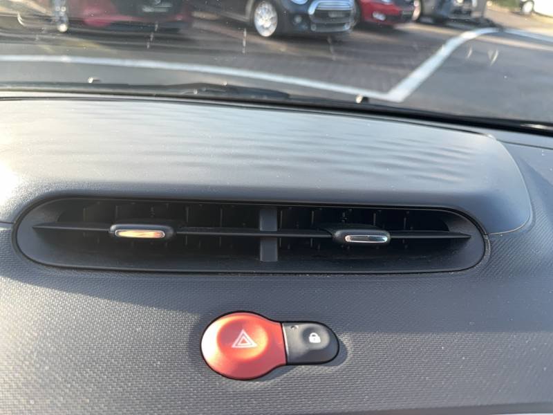Renault Twingo - Photo 29