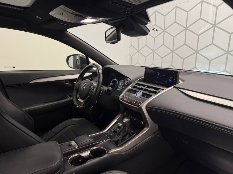 Lexus NX - Photo 12