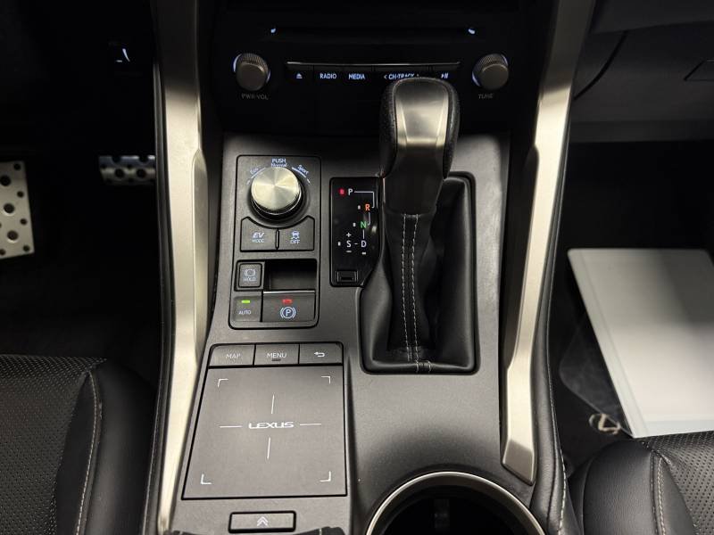 Lexus NX - Photo 26