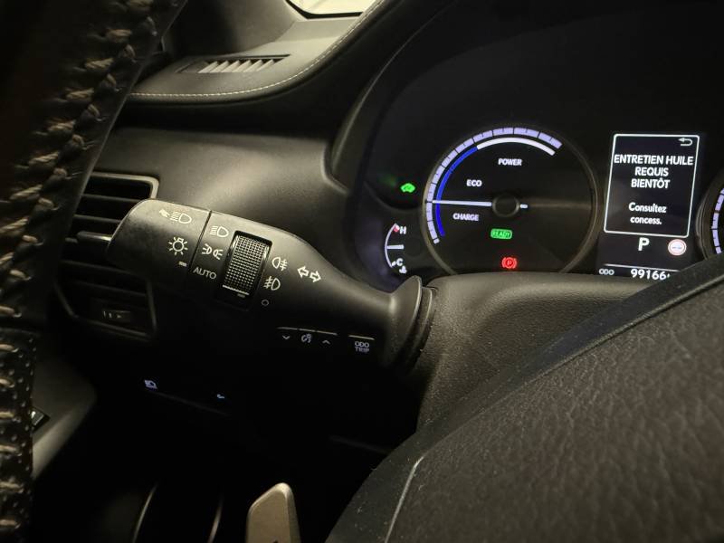 Lexus NX - Photo 34