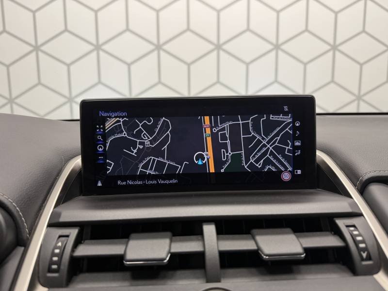 Lexus NX - Photo 37