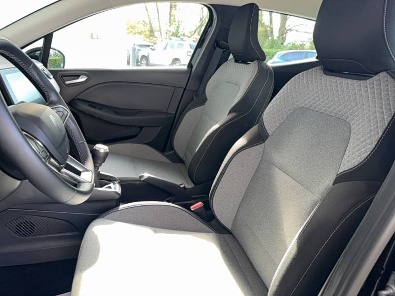 Renault Clio - Photo 15
