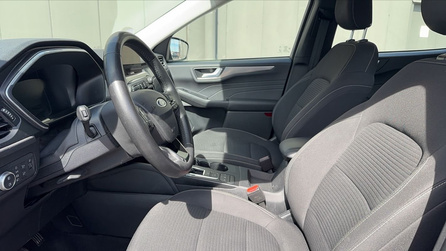 Ford Kuga - Photo 25