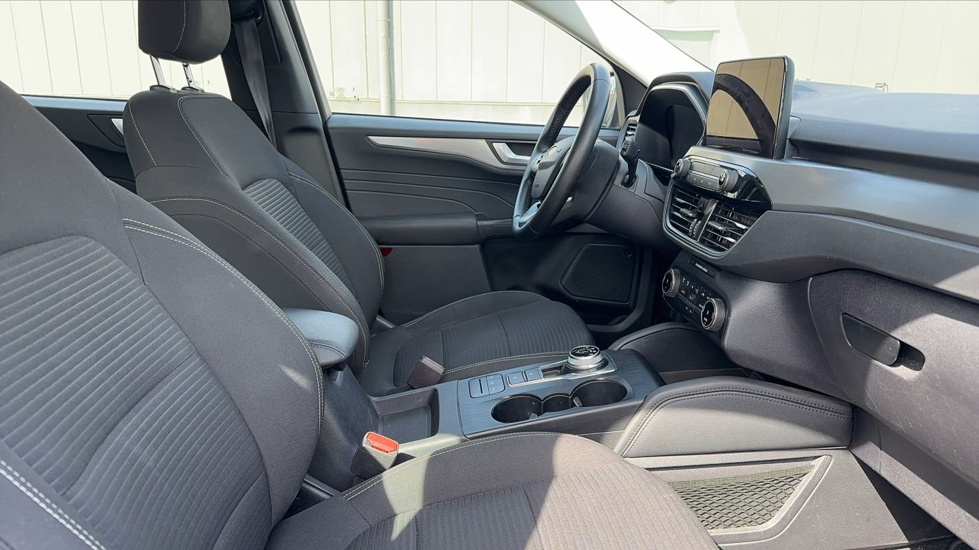 Ford Kuga - Photo 26