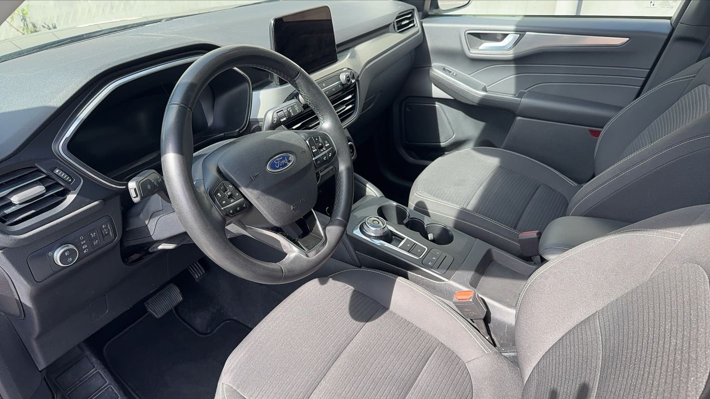 Ford Kuga - Photo 8