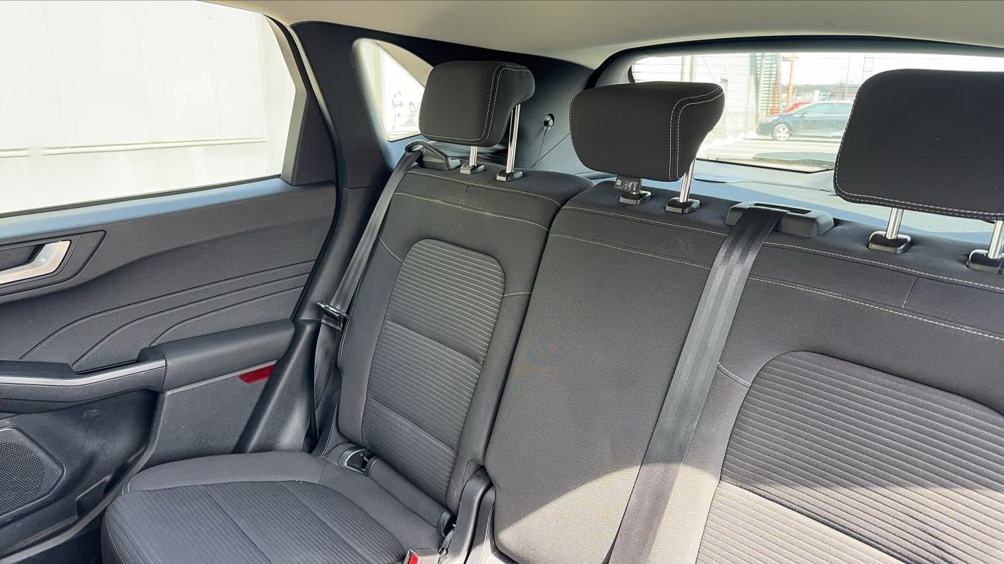 Ford Kuga - Photo 9