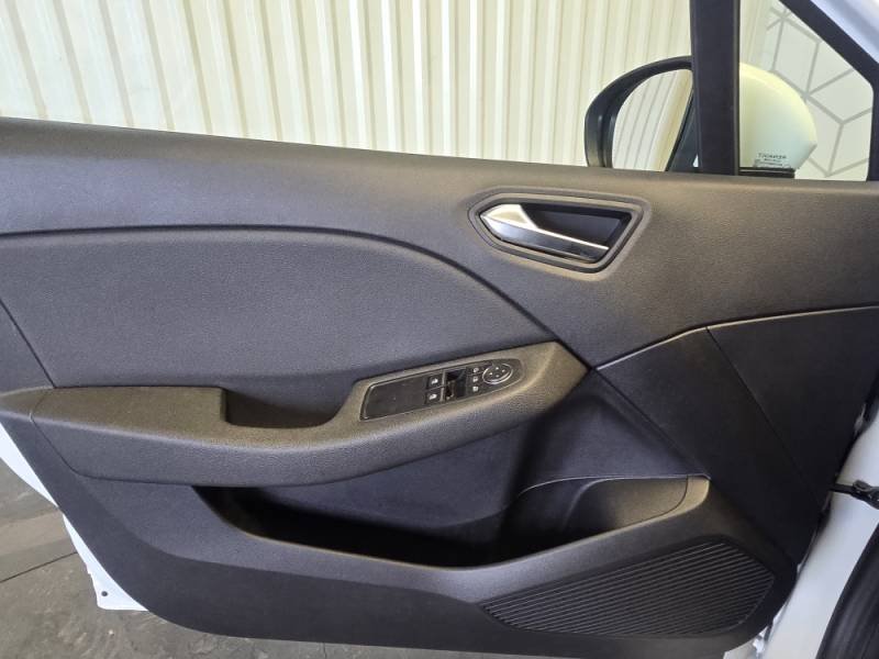 Renault Clio - Photo 26