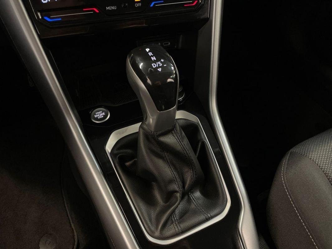 Volkswagen T-Roc - Photo 11