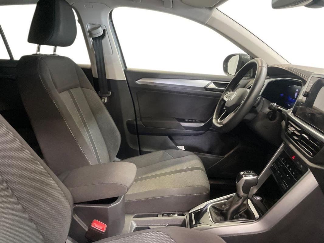 Volkswagen T-Roc - Photo 13