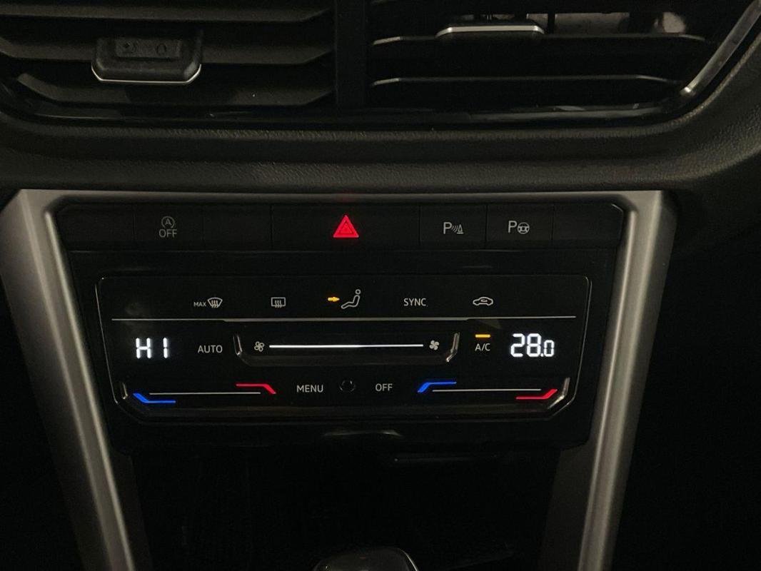Volkswagen T-Roc - Photo 19