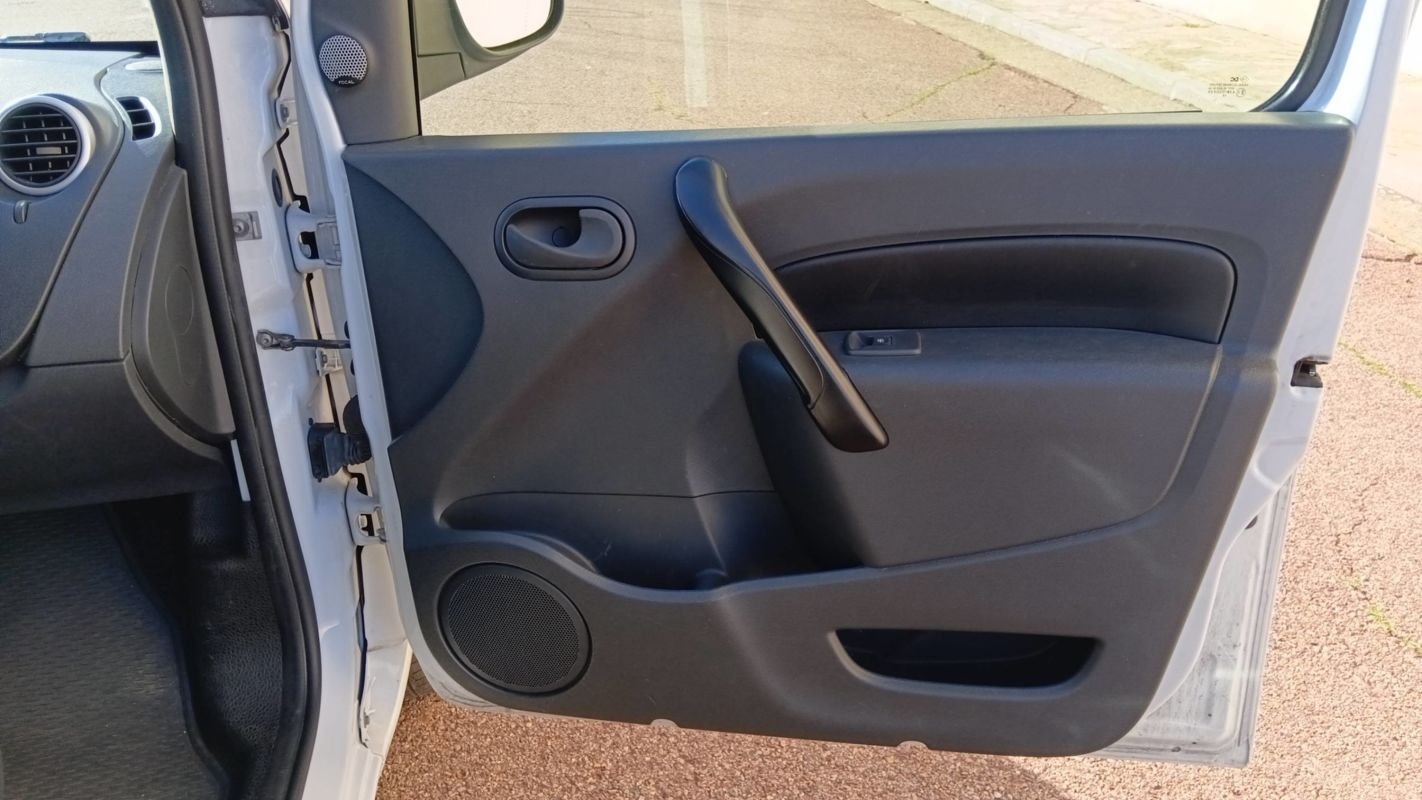 Renault Kangoo - Photo 23