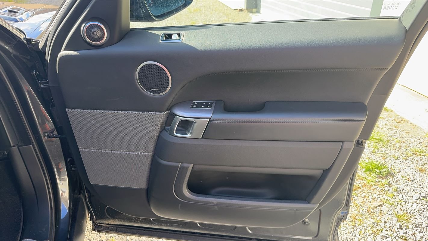Land Rover Range Rover Sport - Photo 22