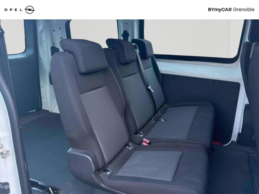 Opel Vivaro - Photo 12
