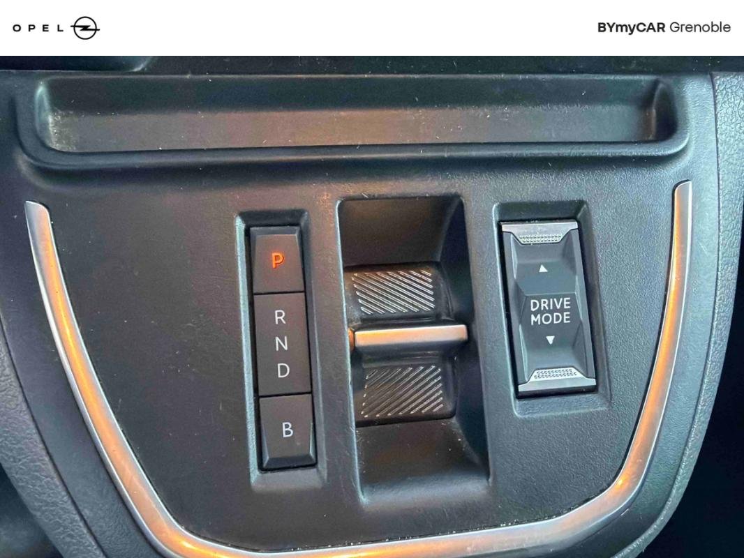 Opel Vivaro - Photo 17