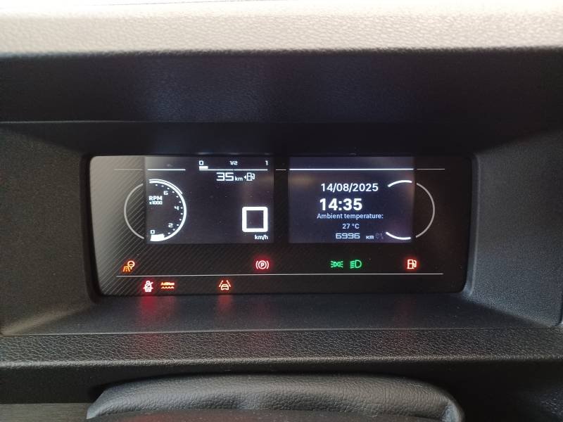Opel Vivaro - Photo 17