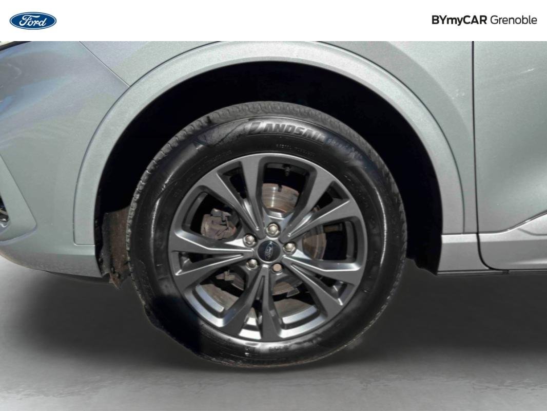 Ford Kuga - Photo 14