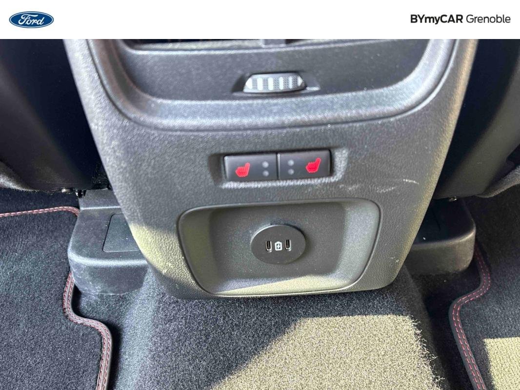 Ford Kuga - Photo 23
