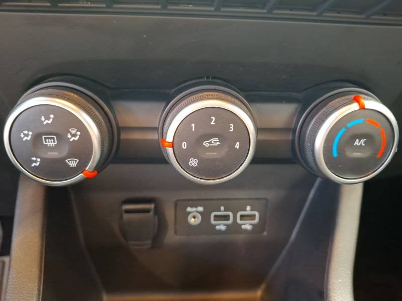 Renault Clio - Photo 17