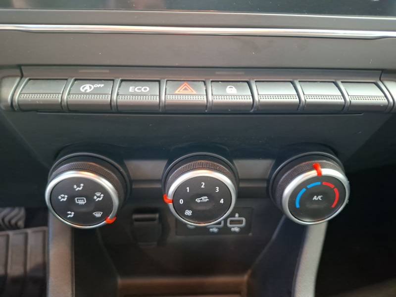 Renault Clio - Photo 18