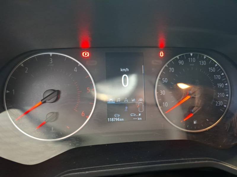 Renault Clio - Photo 25