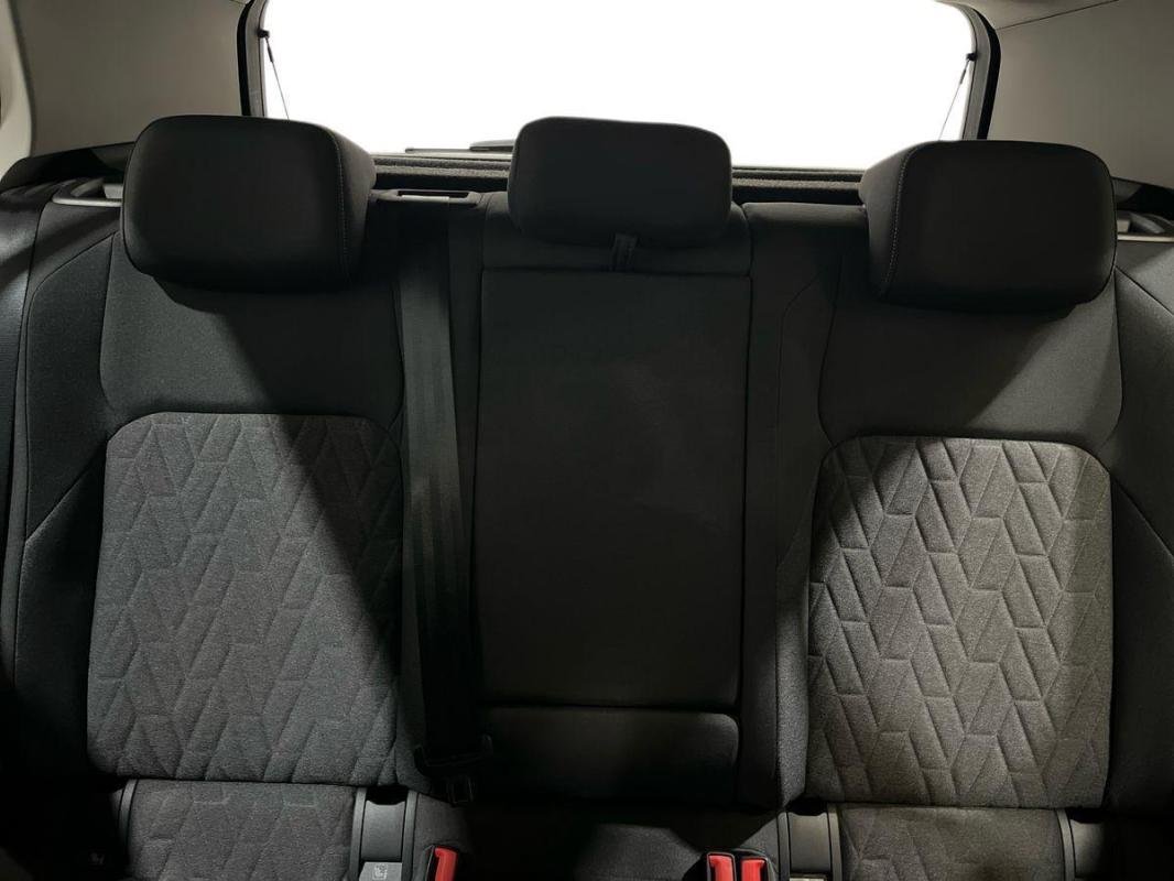 Volkswagen Golf - Photo 22
