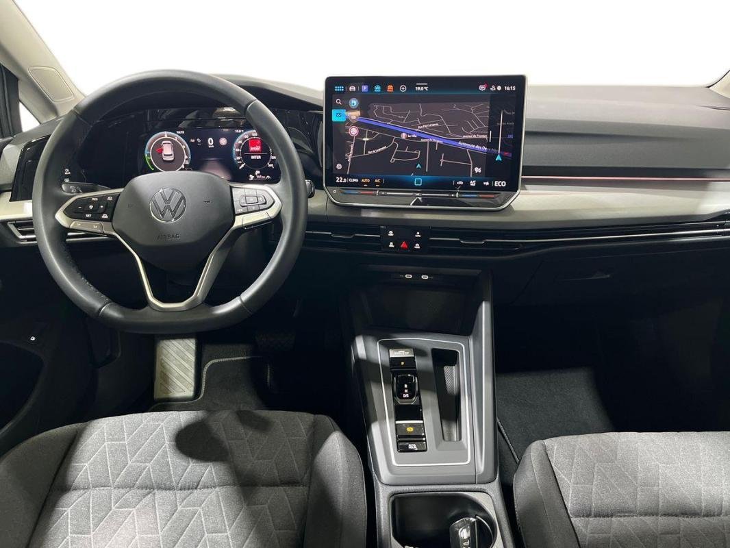 Volkswagen Golf - Photo 8
