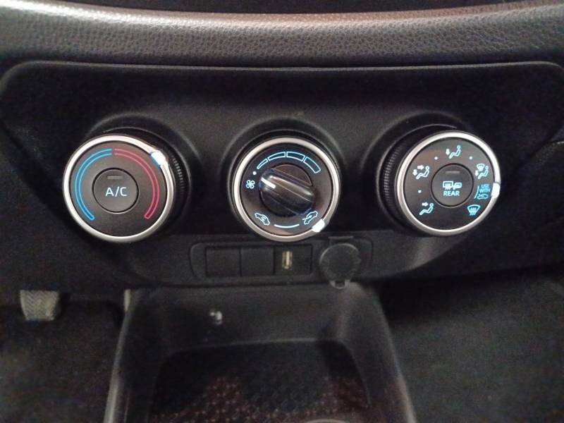 Toyota aygo x - Photo 17