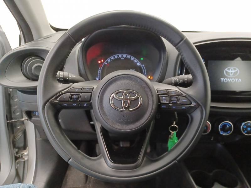 Toyota aygo x - Photo 13