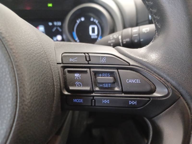 Toyota Yaris - Photo 17